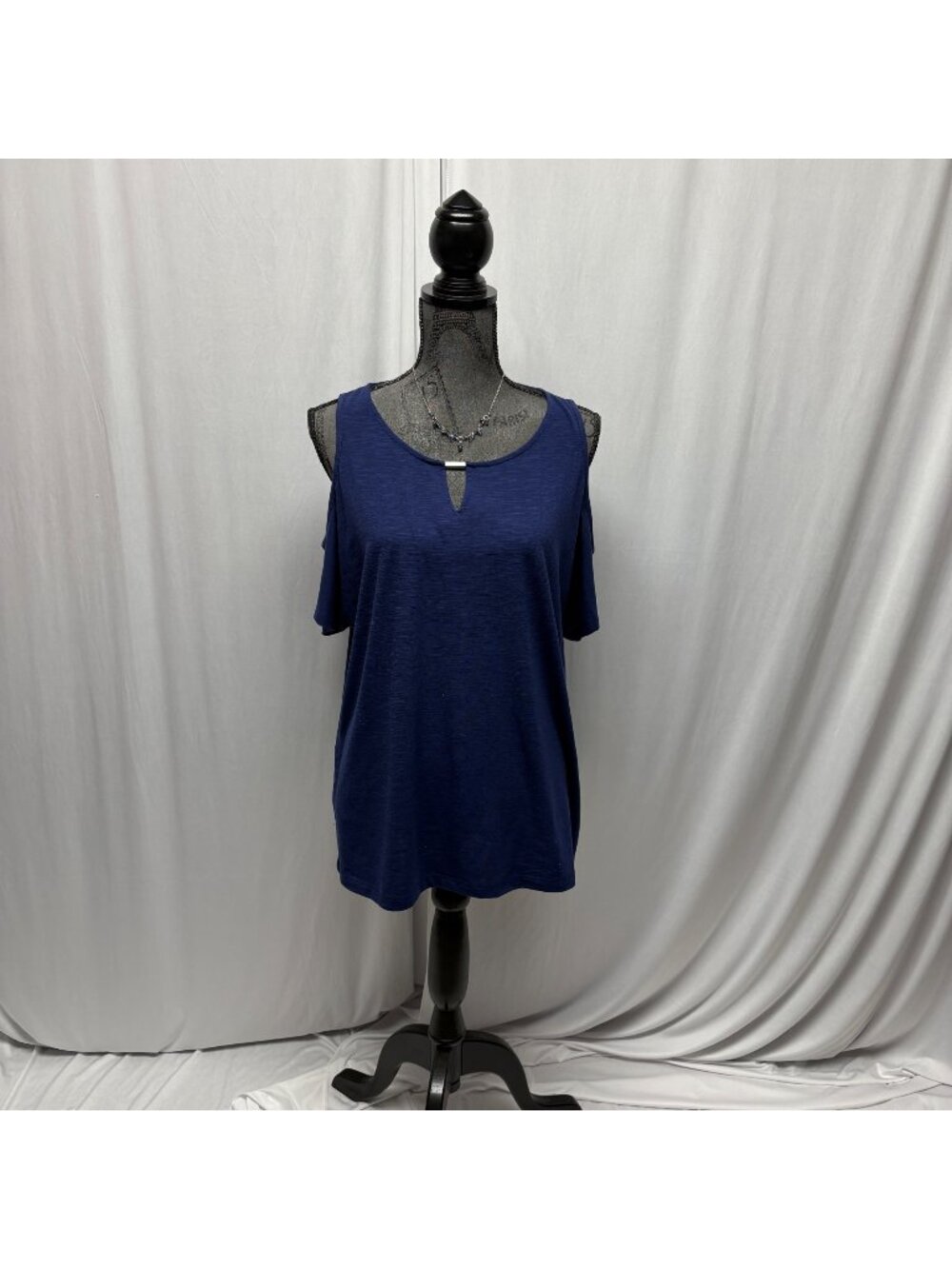 Jones New York Blue Cold Shoulder Top Womens Size Large Keyhole Comfy Blouse